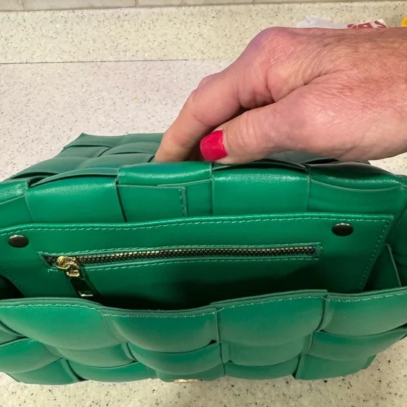 Green Woven Leather Shoulder Bag - Picture 6 of 14